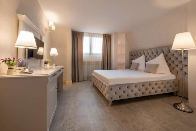 Отель Hotel Casa Fiori Бухарест-15