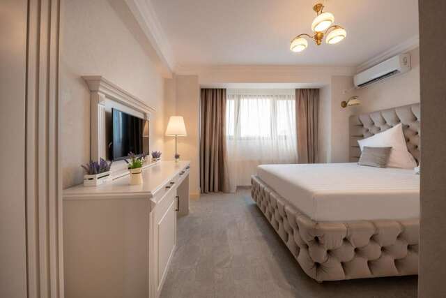Отель Hotel Casa Fiori Бухарест-11